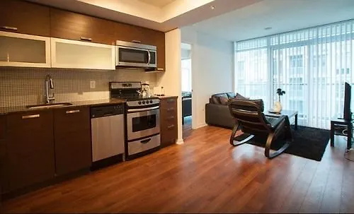 **** Hotel Elite Suites - Queen West Toronto Canada