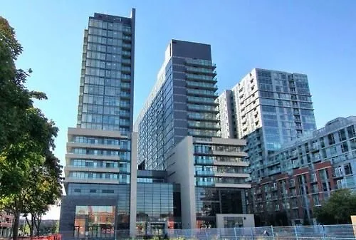 Elite Suites - Queen West Toronto